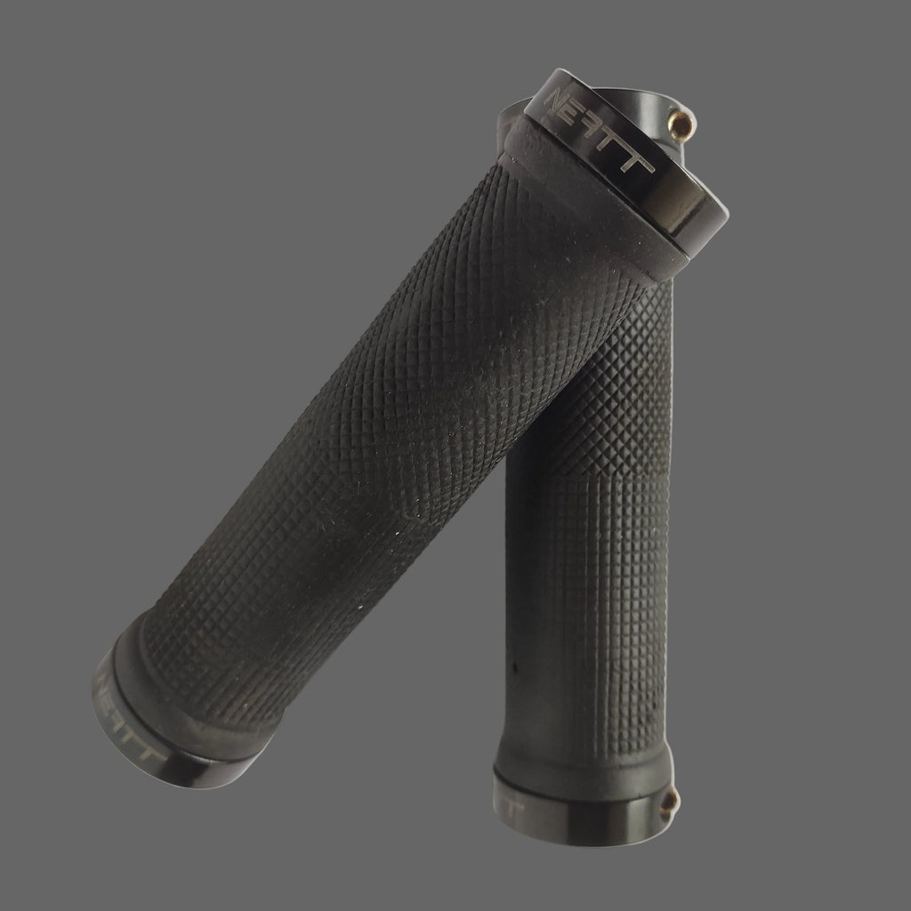 Grips NEATT lock-on