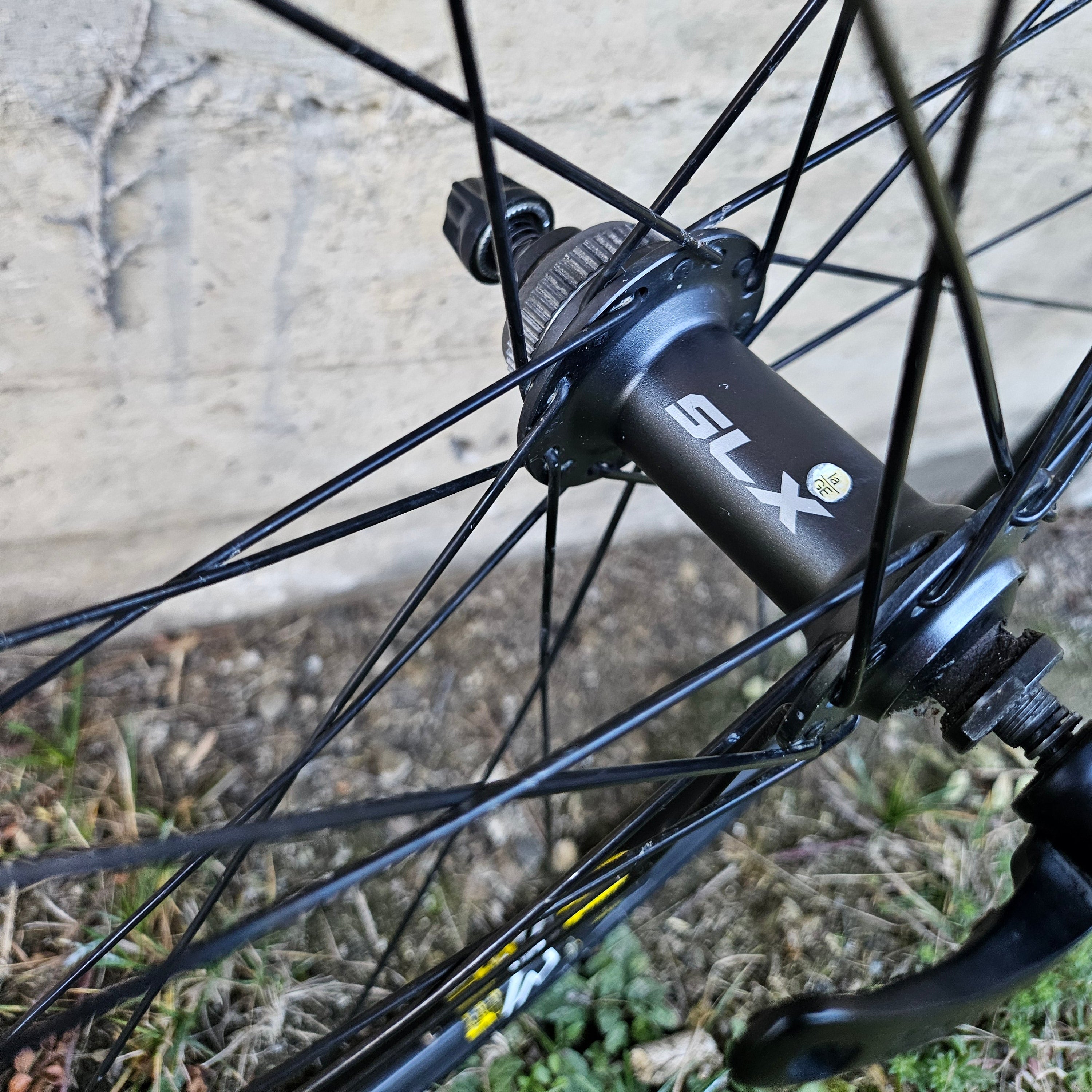 Roue avant MAVIC / SHIMANO - 26"