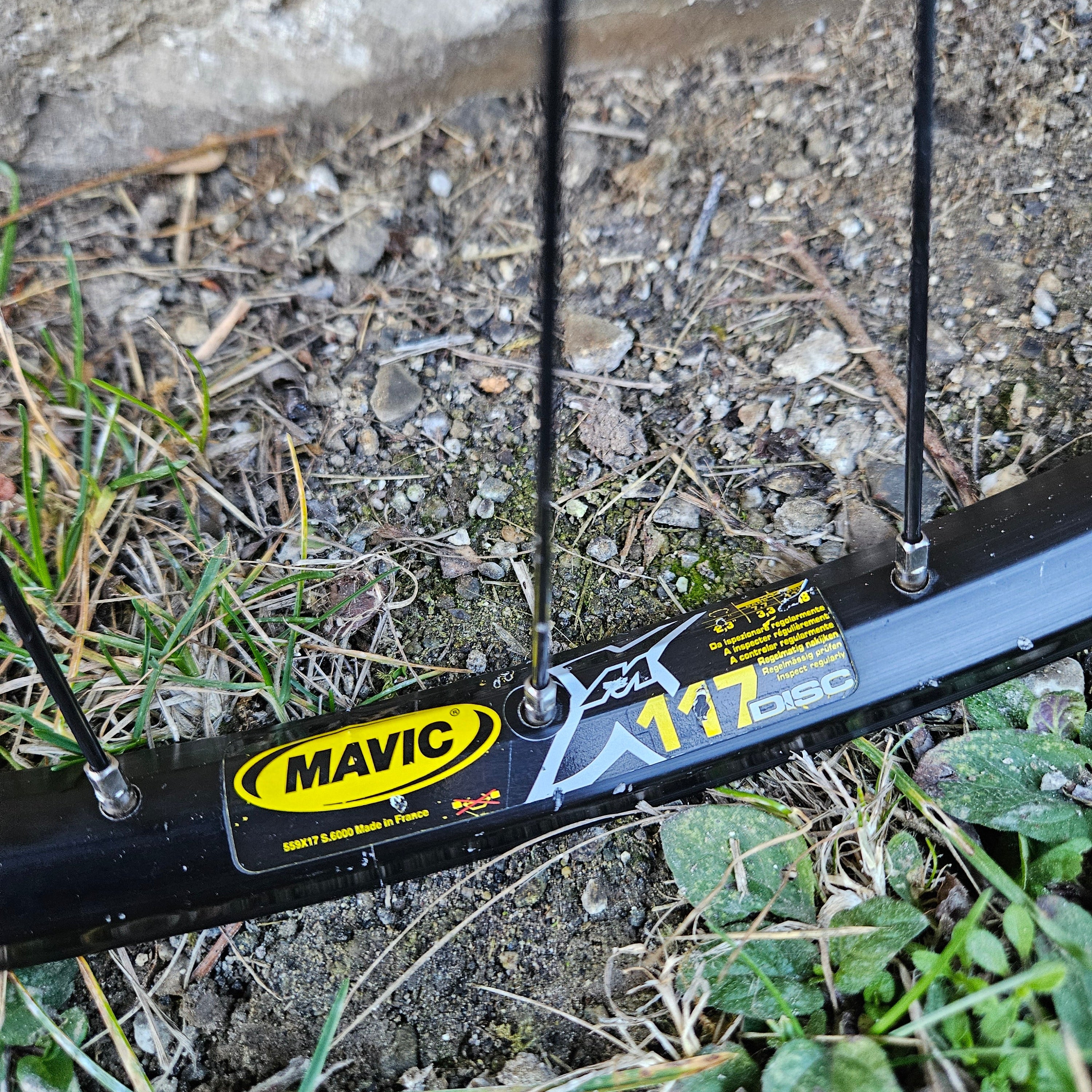 Roue avant MAVIC / SHIMANO - 26"