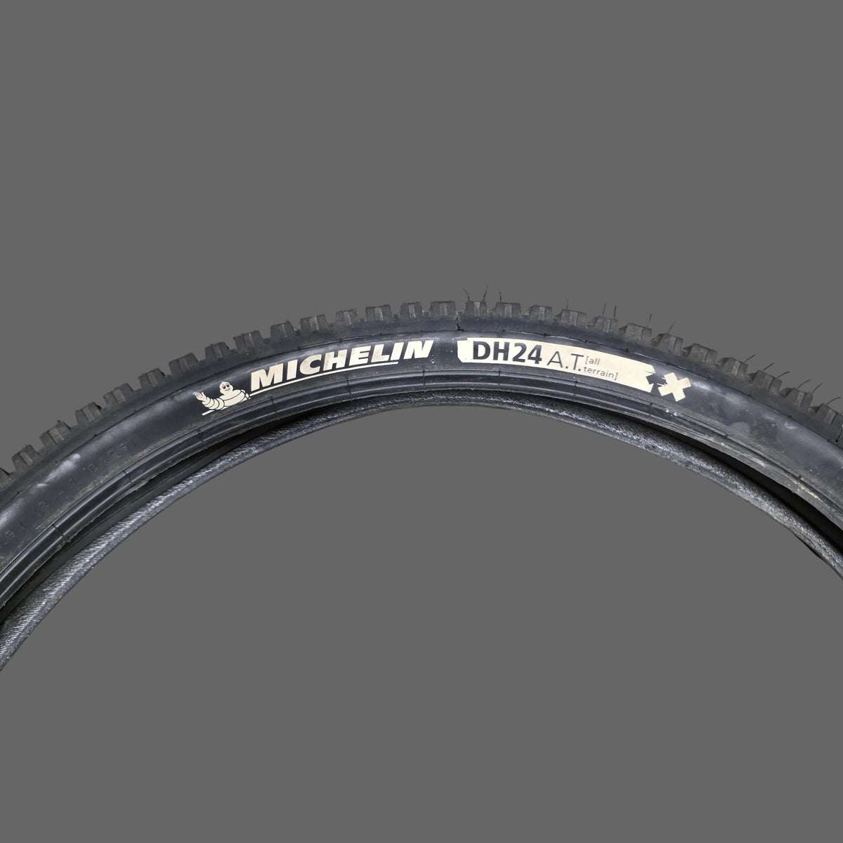 Pneu MICHELIN DH24 AT - 26"