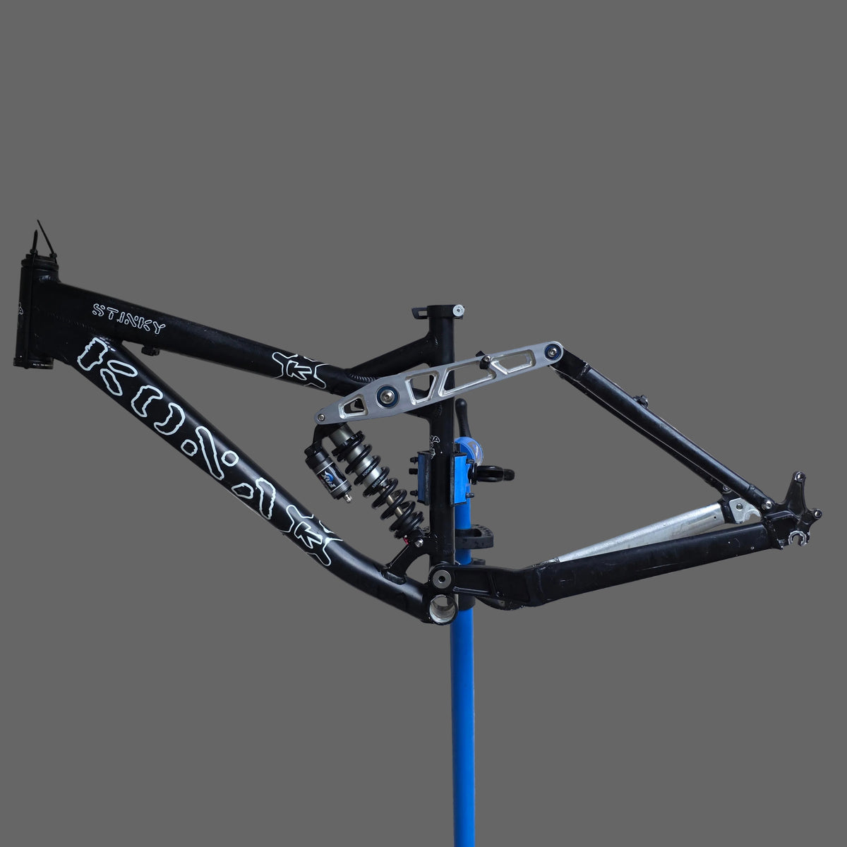 Cadre KONA Stinky