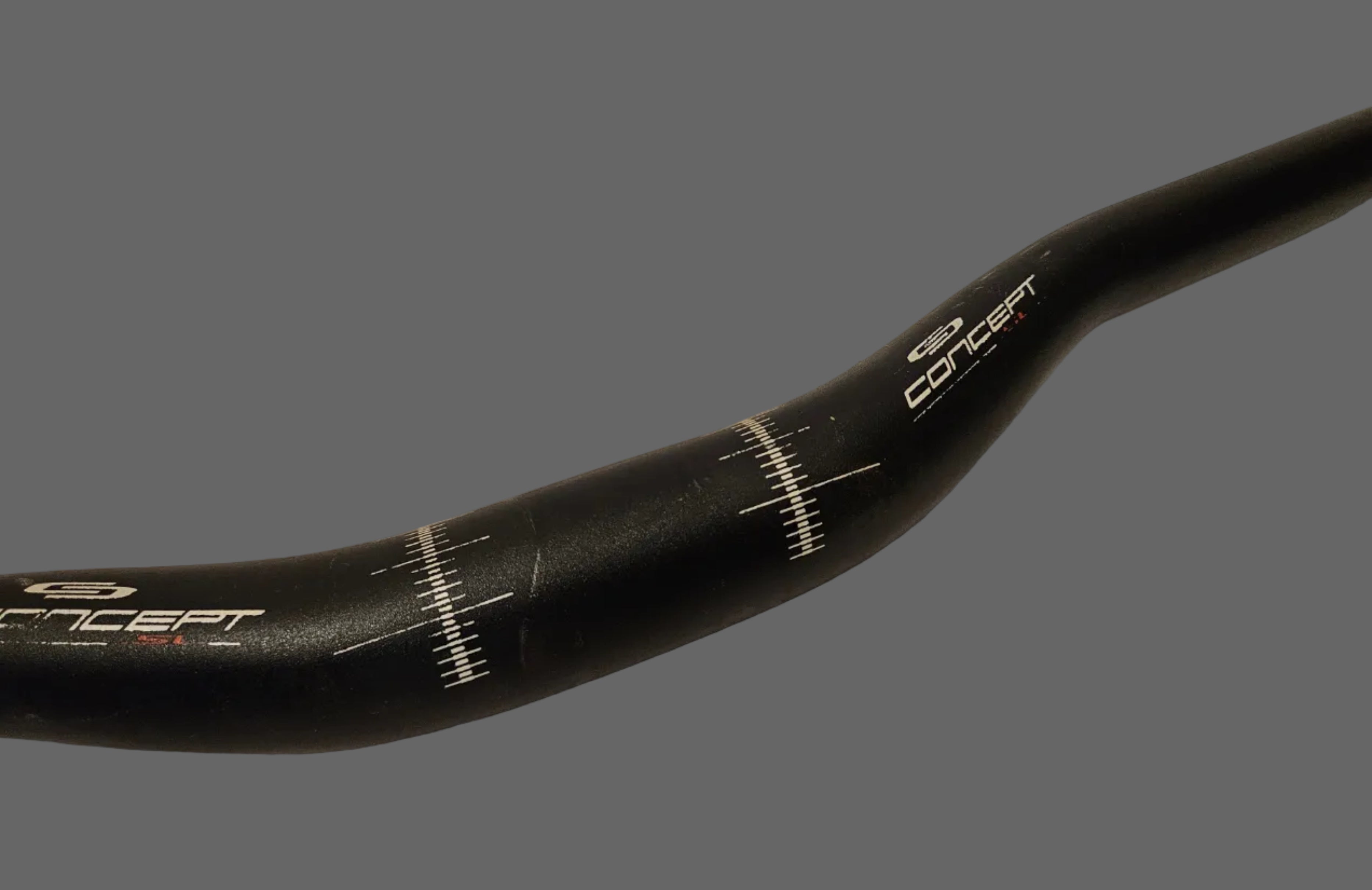Cintre relevé CONCEPT SL - 31.8mm